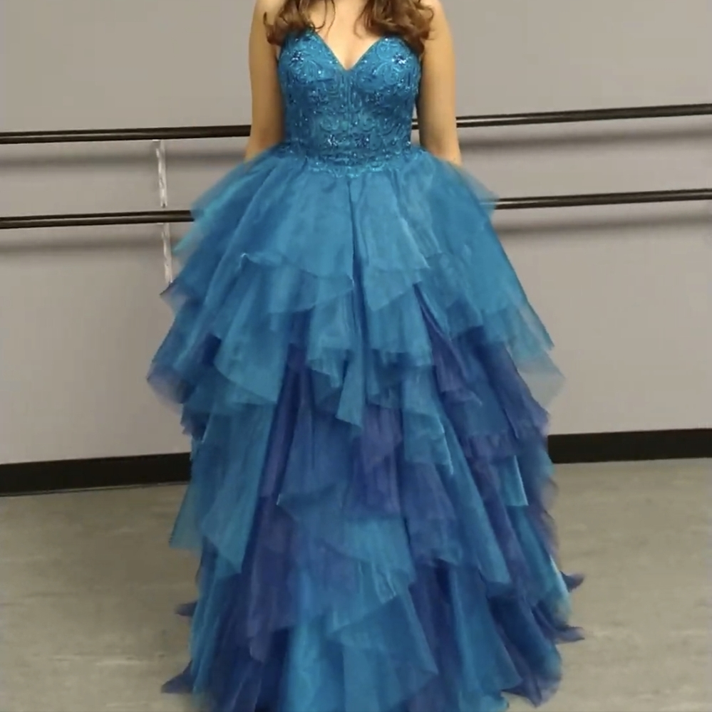 Blue prom or pageant gown size 6